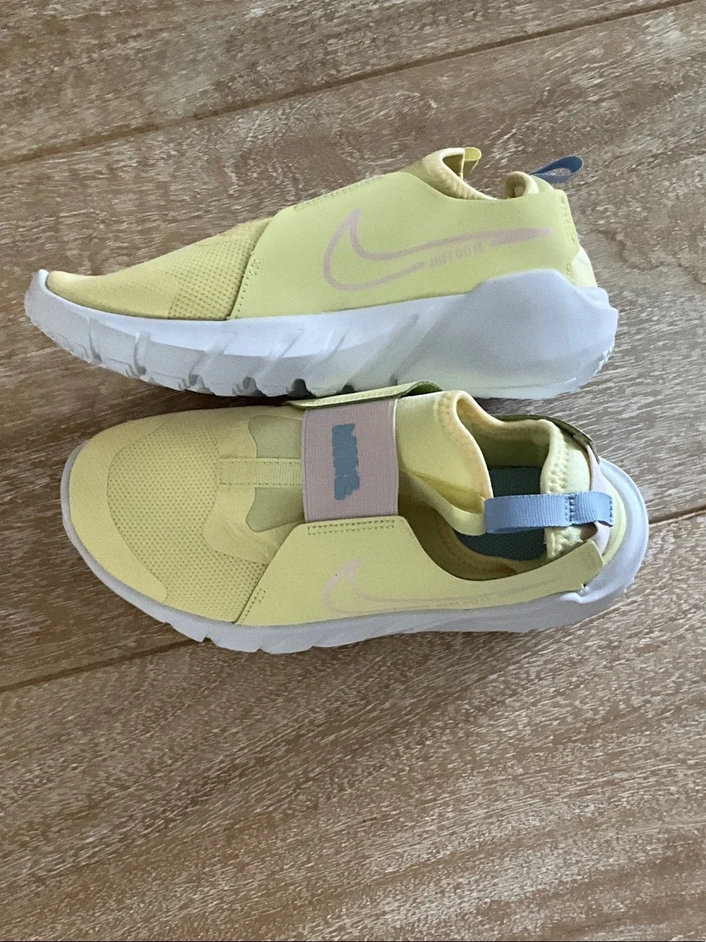 Nike Kids Flex Runner Slip-On Sneakers in Pale Yellow